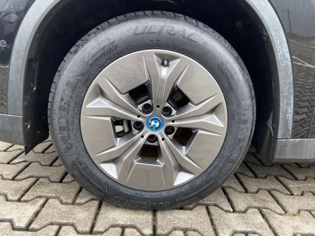 BMW iX1 xDrive