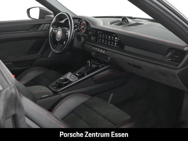 Porsche 992 4 Cabrio Carrera GTS