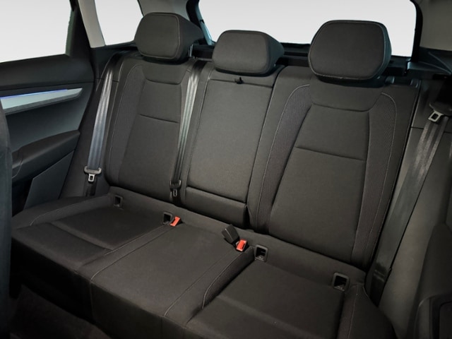 Skoda Karoq 1,5 TSI DSG AHK Navi