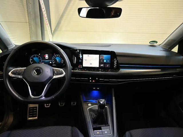 Volkswagen Golf 2,0 TDI Life; ACC, LED, Navi, Sitzheizung