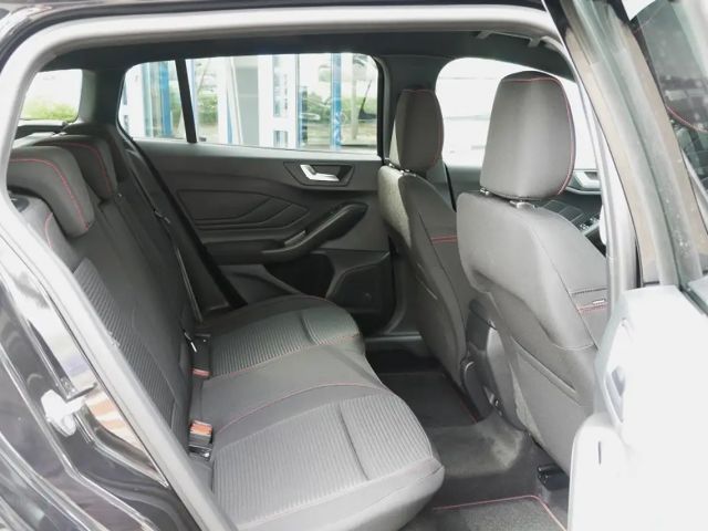 Ford Focus ST Line Wagon