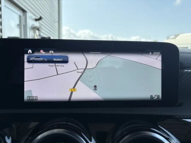 Mercedes-Benz CLA 180 Coupé Progressive