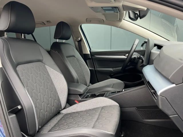 Volkswagen Golf 2.0 TDI DSG Golf VIII Variant