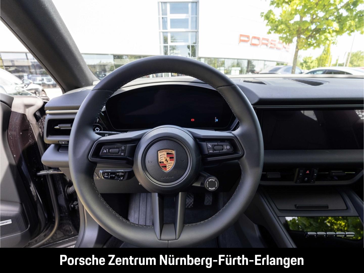 Porsche Macan BOSE Panoramadach Luftfederung Lenkradheiz