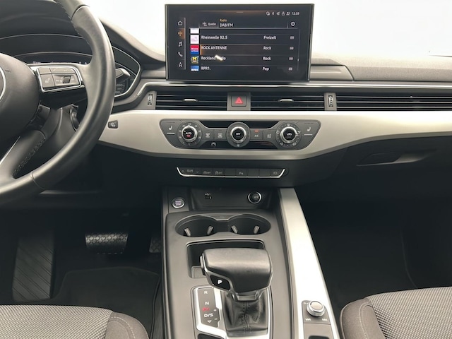 Audi A4 40 TDI S-Tronic Sedan