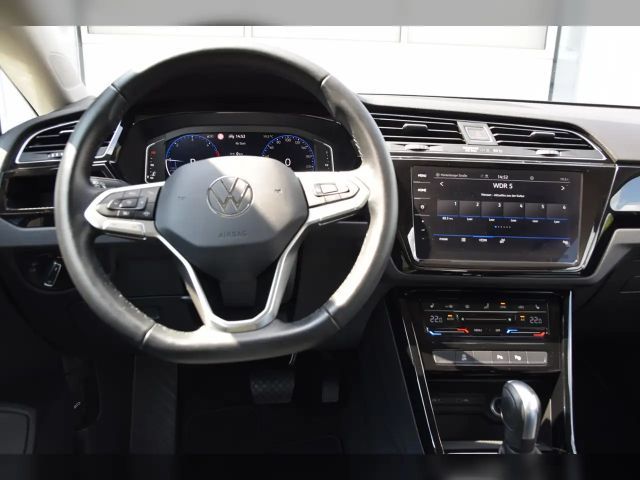 Volkswagen Touran DSG Highline