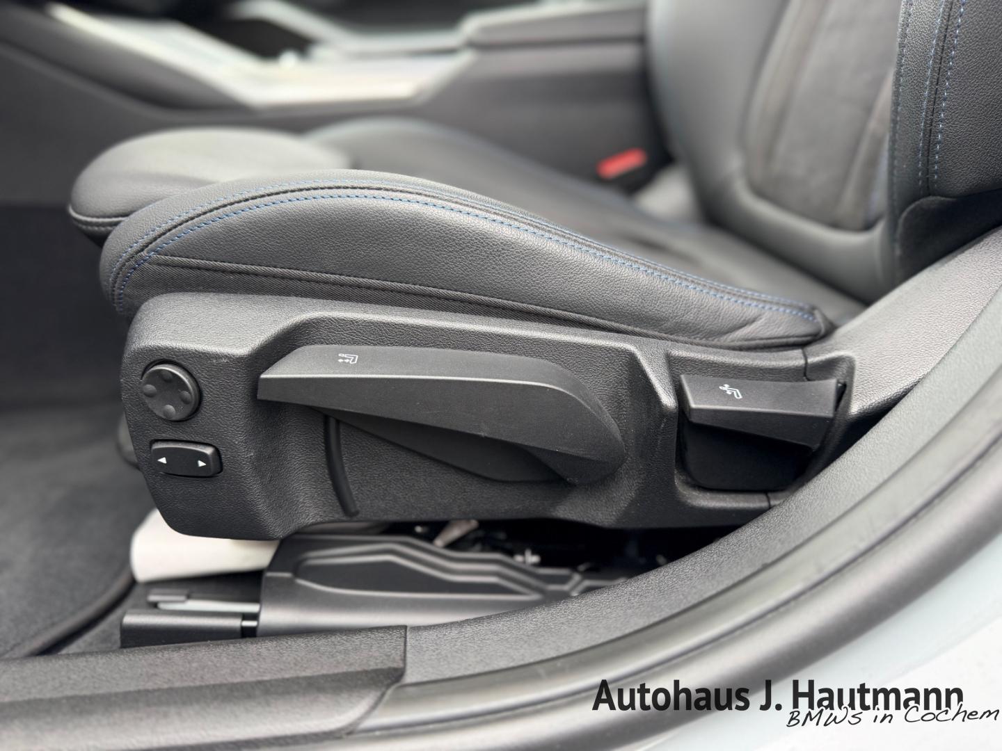 BMW 320 320d M-Sport Touring xDrive