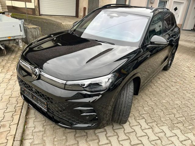 Volkswagen Tiguan 2.0 TSI 4Motion R-Line