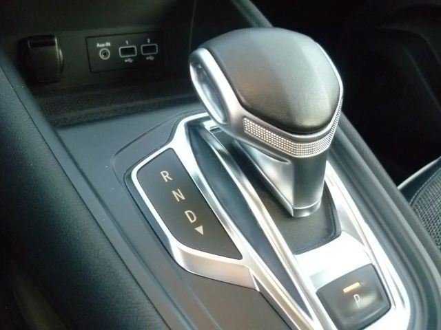 Renault Captur EDC Intens TCe 140