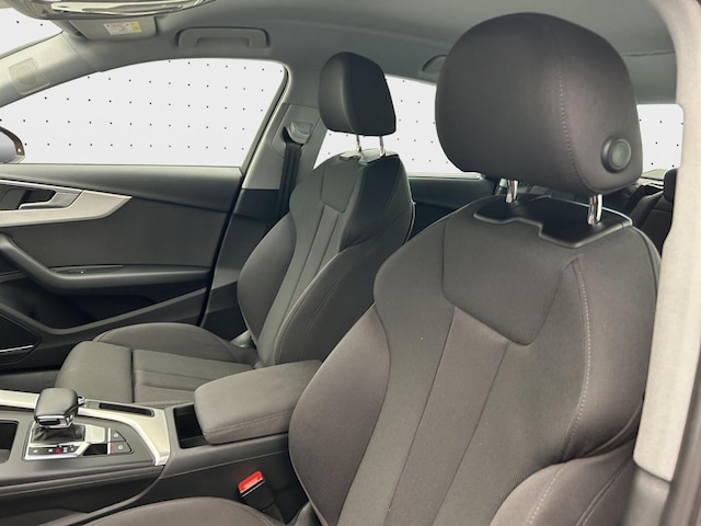 Audi A4 50 TDI Quattro Sedan