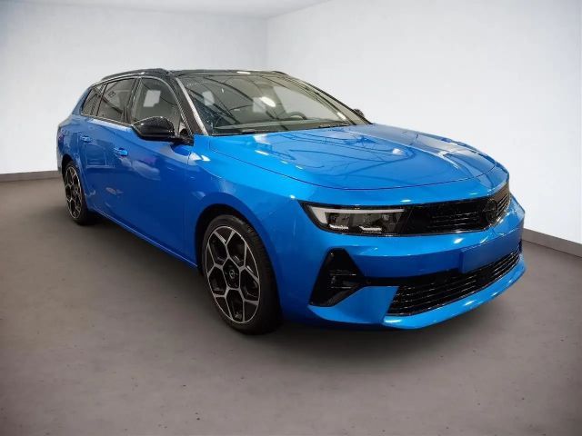Opel Astra Sports Tourer Ultimate