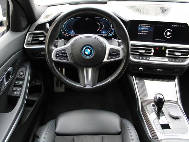 BMW 330 330e M-Sport Touring
