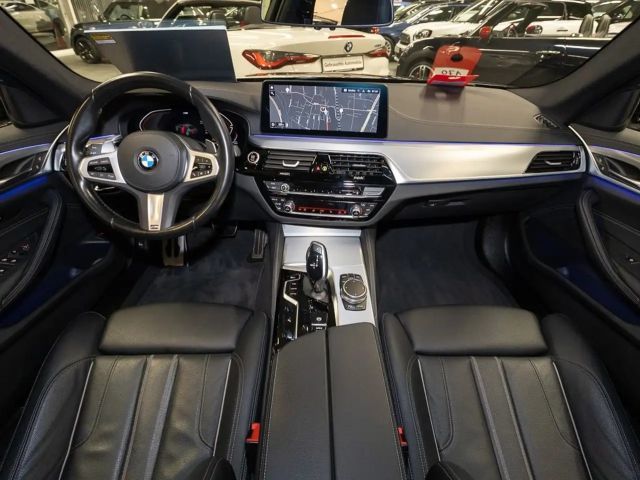 BMW 530 530d M-Sport Sedan xDrive