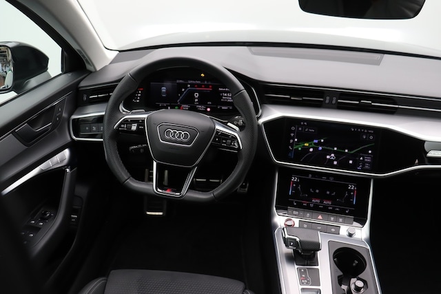 Audi S6 Quattro Sedan