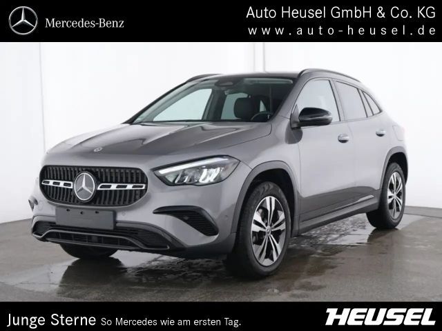 Mercedes-Benz GLA 200 Progressive
