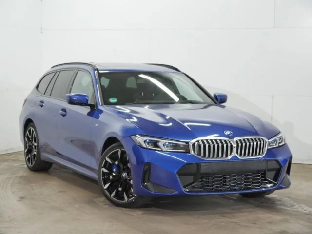 BMW 330 FACELIFT 2 - PANODAK - HIFI