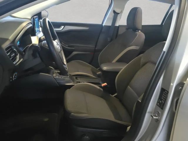 Ford Focus Cool & Connect EcoBoost Wagon