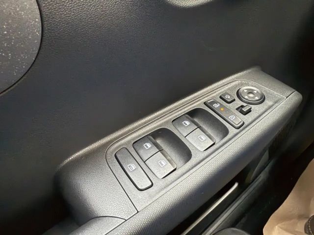 Hyundai INSTER 49 kWh