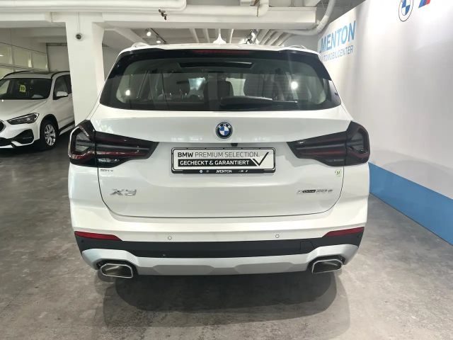 BMW X3 xDrive30e