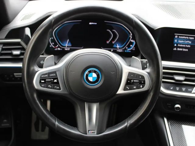 BMW 330 330e M-Sport Touring