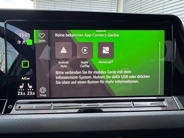 Volkswagen Golf 1.5 TSI Golf VIII IQ.Drive