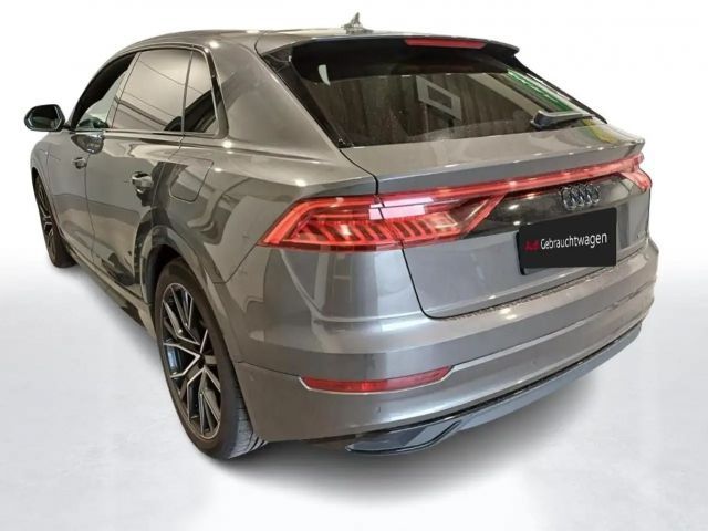 Audi Q8 55 TFSI Hybride Quattro