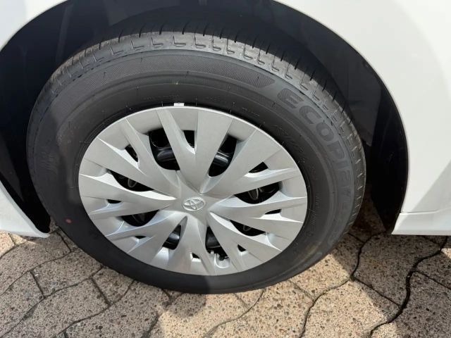 Toyota Yaris Business Hybride