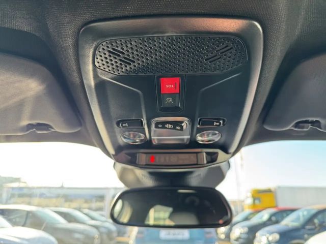 Peugeot 2008 Allure Pack