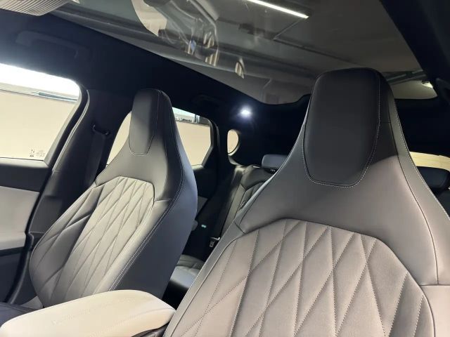 Ford Capri Premium RWD