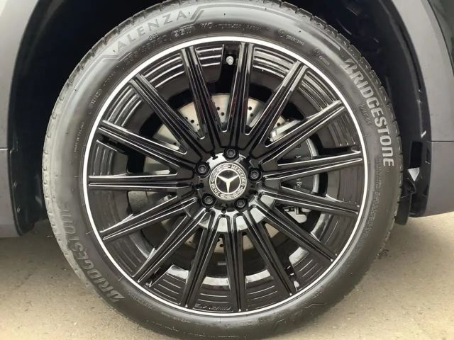 Mercedes-Benz GLB 220 4MATIC AMG Line GLB 220 d