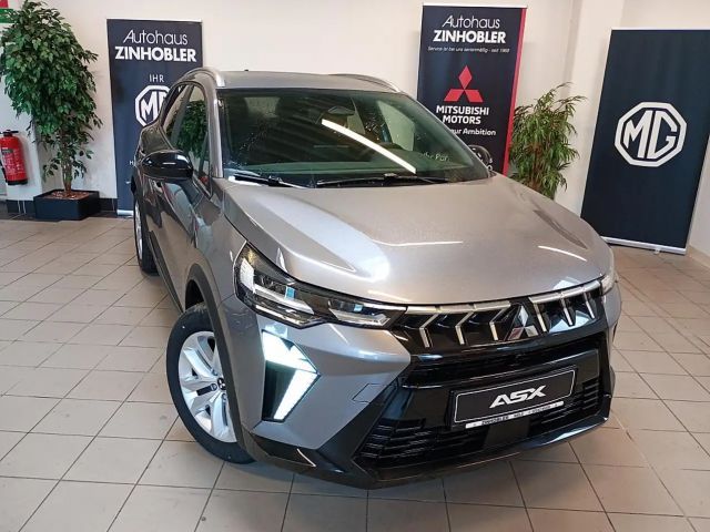 Mitsubishi ASX Invite