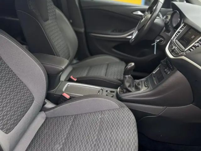 Opel Astra Edition Sports Tourer