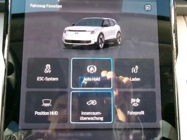 Ford Explorer Extended range RWD