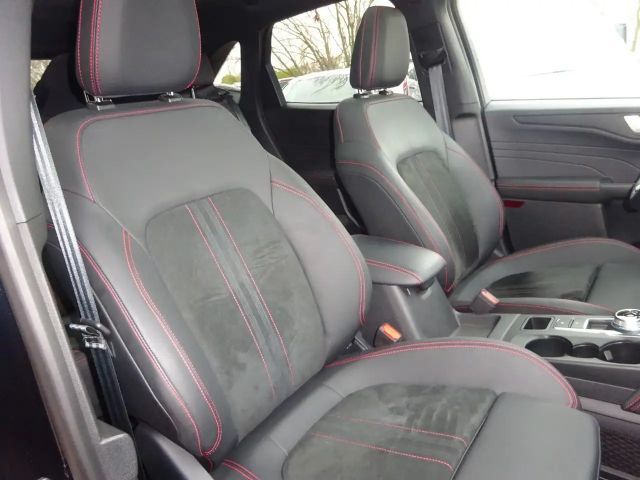 Ford Kuga Plug in Hybrid ST Line X