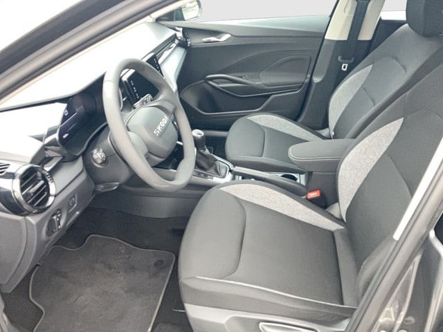 Skoda Fabia Fabia 1.0 MPI Essence KLIMA LED PDC SHZG TEL