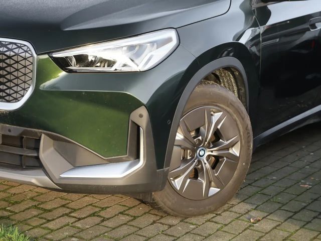 BMW iX1 xDrive30