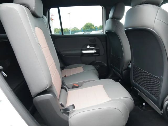 Mercedes-Benz EQB 300 4MATIC Electric Art