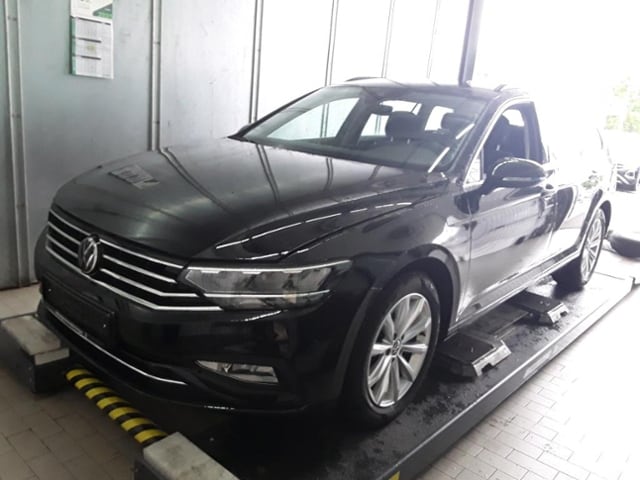 Volkswagen Passat 1.5 TSI DSG Variant