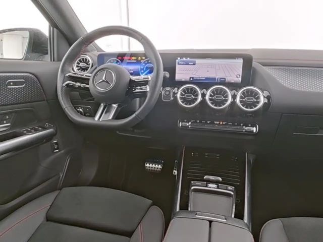 Mercedes-Benz EQA 350 4MATIC AMG Line