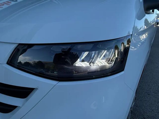 Volkswagen Transporter Lang T7