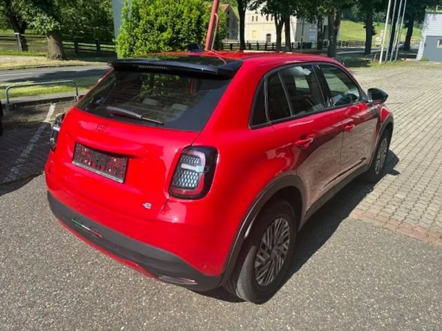 Fiat 600e Elektro (RED) 54 kWh