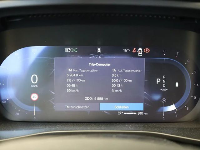 Volvo XC40 Dark Plus