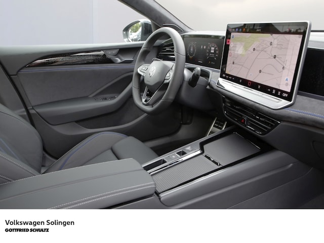 Volkswagen Passat 4Motion DSG R-Line