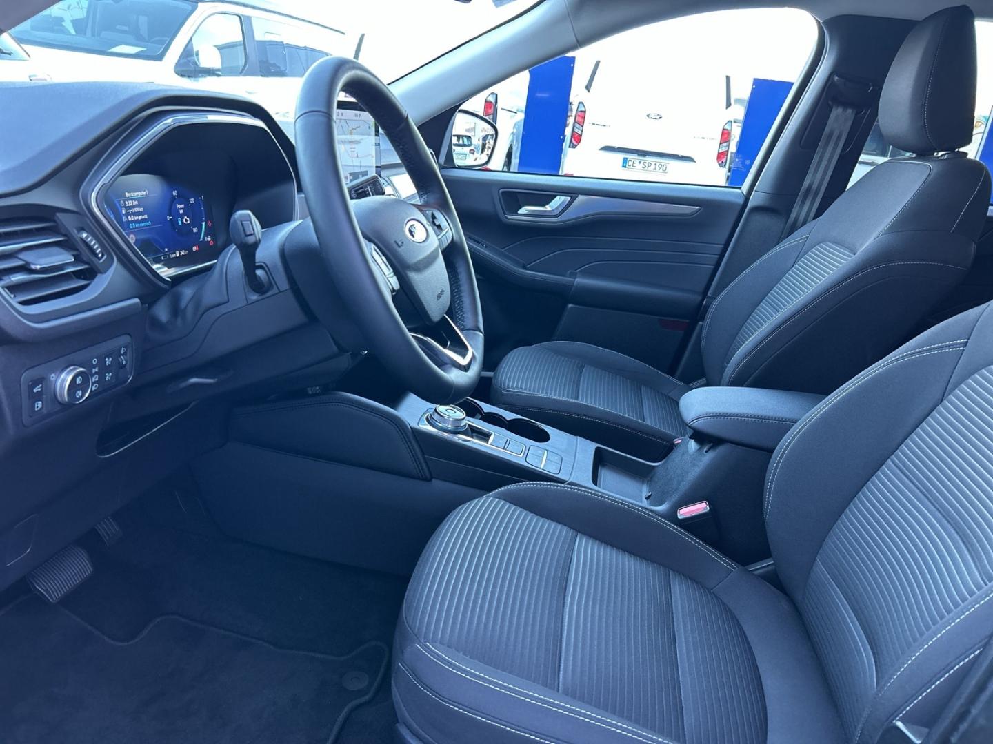 Ford Kuga Hybrid Plug in Hybrid Titanium