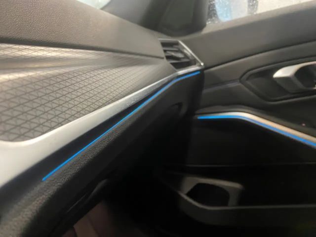 BMW 330 330e Touring