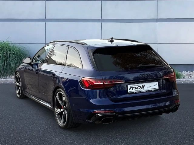Audi RS4 331(450) kW(PS) tiptr.