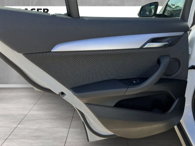 BMW X2 Advantage pakket Coupé sDrive18d