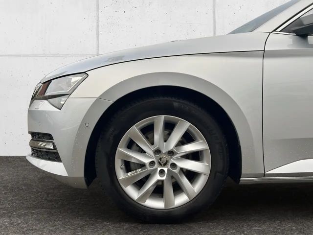 Skoda Superb 1.5 TSI Combi Style Style