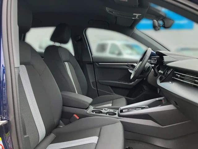 Audi A3 35 TFSI S-Tronic Sedan