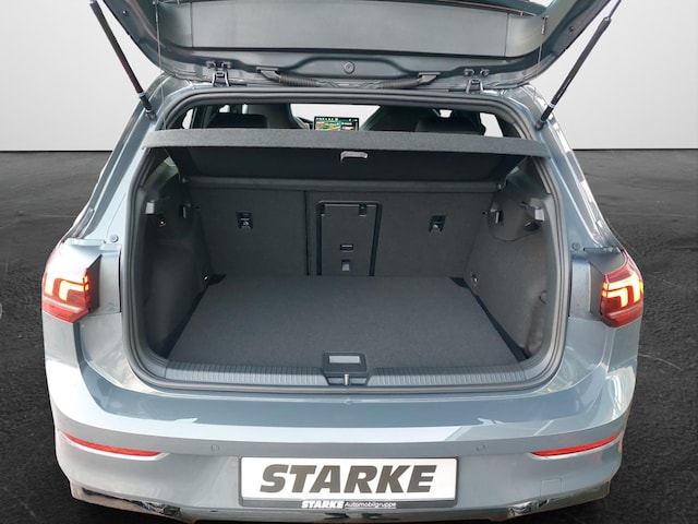 Volkswagen Golf 1.5 eTSI DSG R-Line